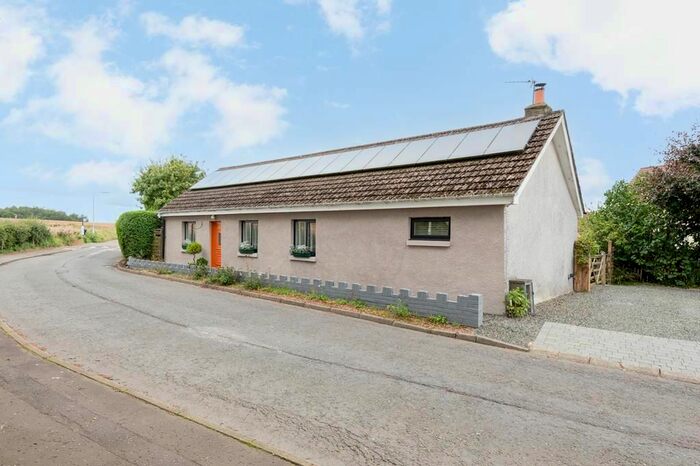 3 Bedroom Detached House For Sale In West End, Star, Glenrothes, KY7