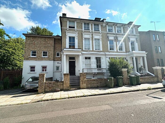 2 Bedroom Flat To Rent In Mortimer Crescent, London, NW6