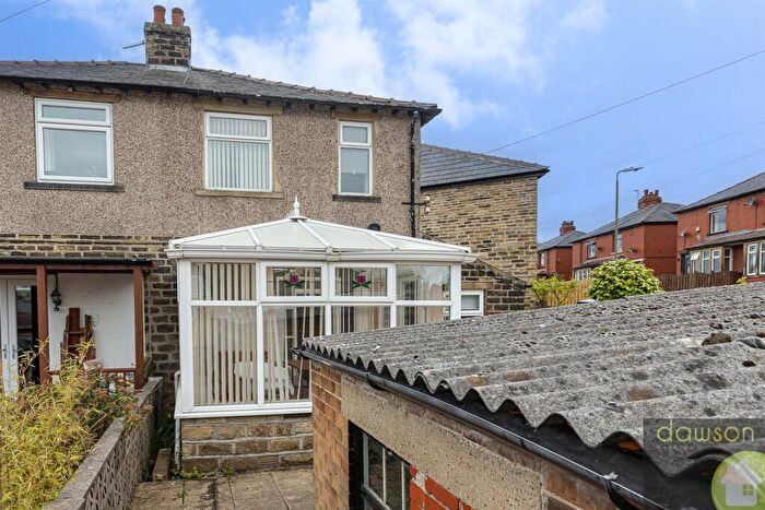 2 Bedroom Semi-Detached House To Rent In Milner Lane, Halifax, HX4