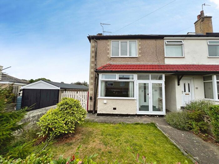 3 Bedroom End Of Terrace House For Sale In Daleside Road, Shipley, BD18