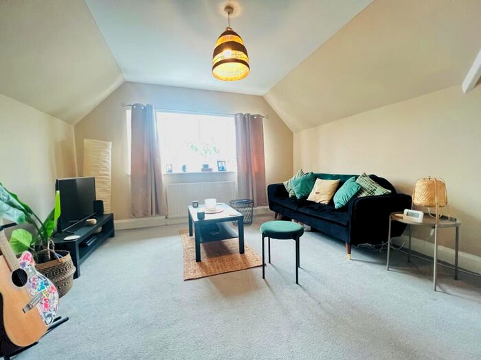 1 Bedroom Apartment To Rent In Chatsworth Road, CR0