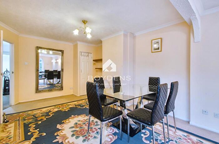 2 Bedroom Semi-Detached Bungalow For Sale In Braintree, CM7