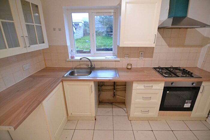 3 Bedroom Terraced House To Rent In Crawford Avenue, Wolverhampton, WV4