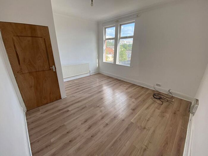 2 Bedroom Flat To Rent In Upperton Road, West End, LE3