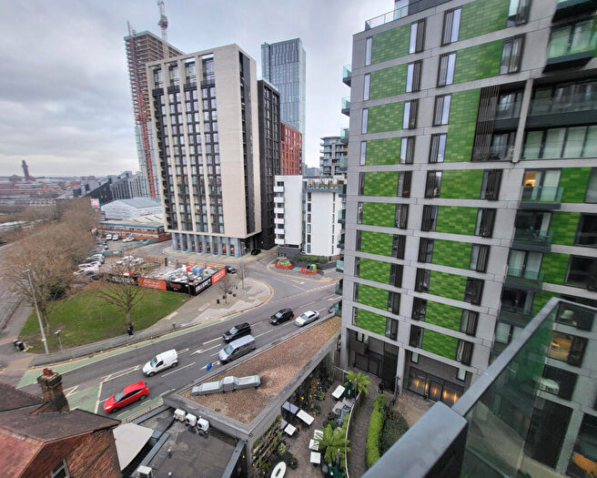 2 Bedroom Flat To Rent In Block B, Bury Street, Salford, Lancashire, M3