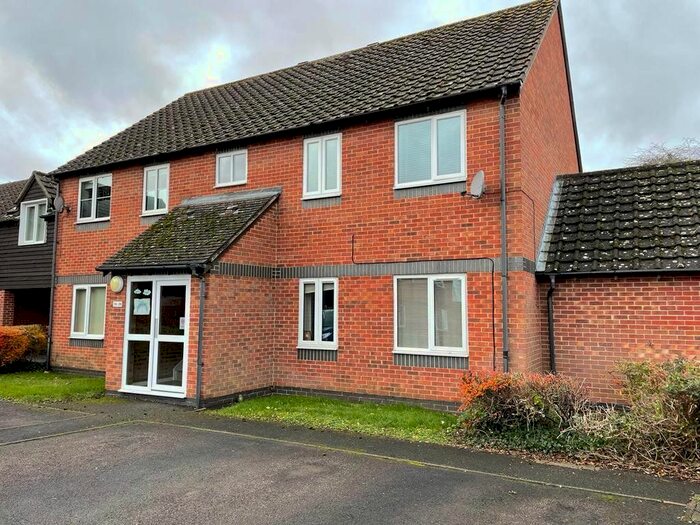 2 Bedroom Flat To Rent In All Saints Court, Didcot OX11