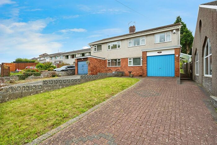 3 Bedroom Semi-Detached House For Sale In Cwmbach Road, Fforestfach, Swansea, SA5