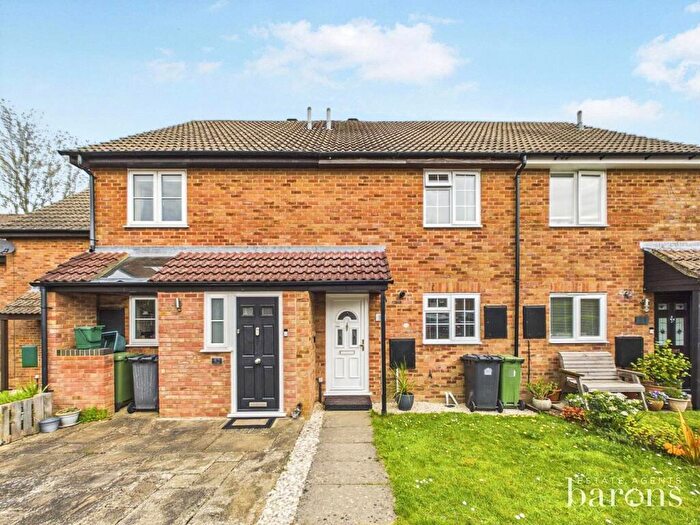 2 Bedroom Terraced House For Sale In Paterson Close, Basingstoke, Hampshire, RG22