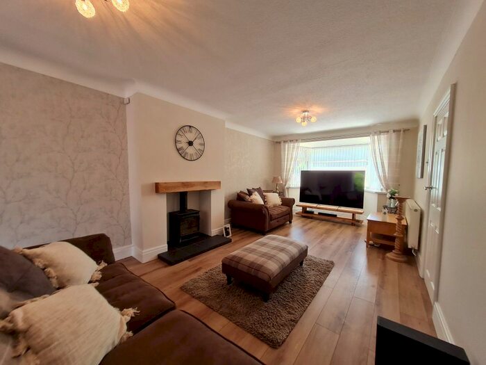 3 Bedroom Semi-Detached House To Rent In Longridge Road, Ribbleton, Preston, PR2