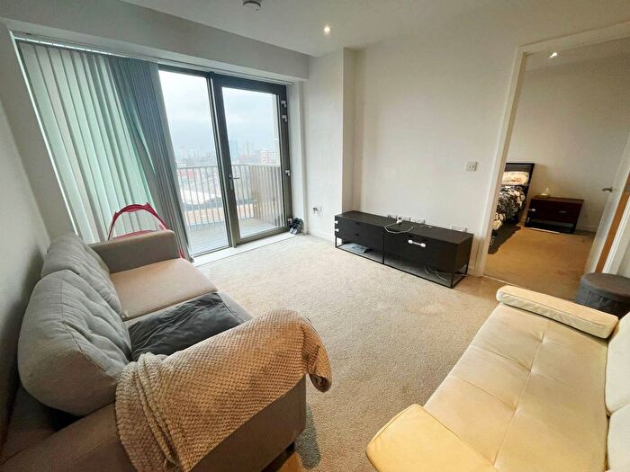2 Bedroom Flat To Rent In Local Crescent, Hulme Street, Salford, M5