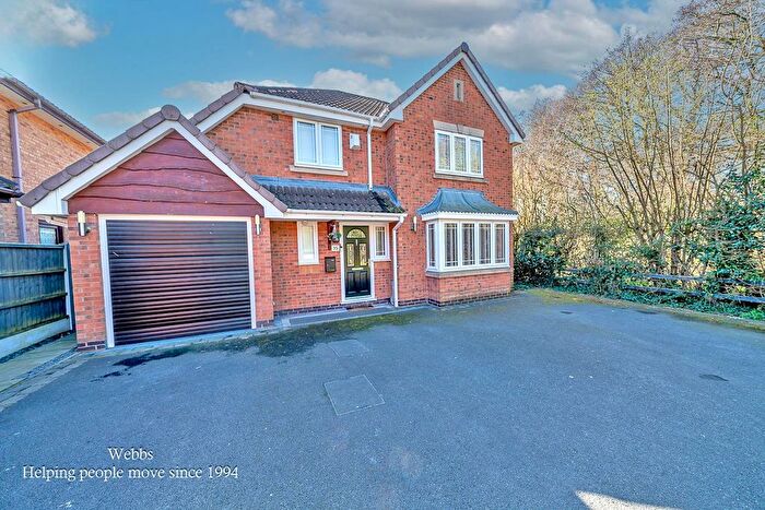 4 Bedroom Detached House For Sale In Redbourn Road, Walsall, WS3