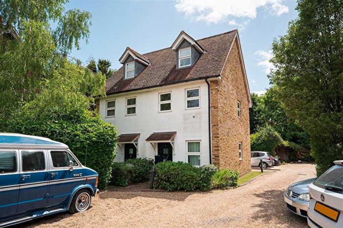 1 Bedroom Flat To Rent In Bath Road, Longford, UB7