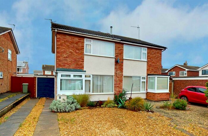 2 Bedroom Semi-Detached House To Rent In Troon Close, Stamford, PE9