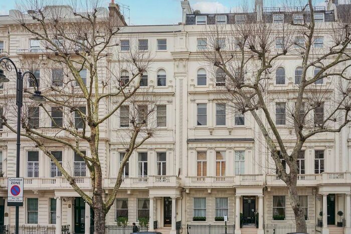 4 Bedroom Flat To Rent In Queens Gate, South Kensington, London, SW7