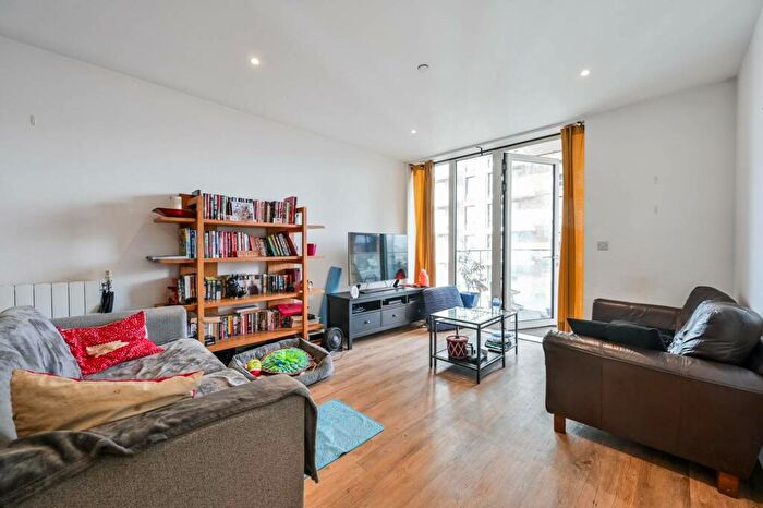 1 Bedroom Flat To Rent In Compton House, Victory Parade, Woolwich, London, SE18