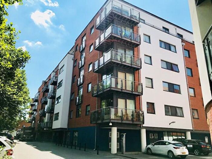 1 Bedroom Apartment To Rent In Mistral, Ocean Village, SO14