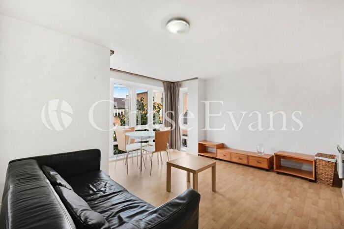 1 Bedroom Flat For Sale In St Davids Square, Isle Of Dogs, London, E14