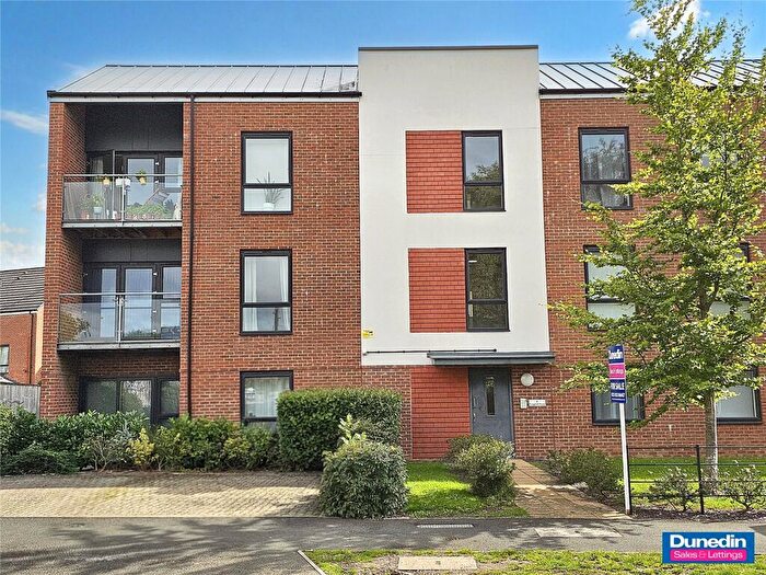 1 Bedroom Apartment For Sale In Frogmill Road, Northfield, Birmingham, B31