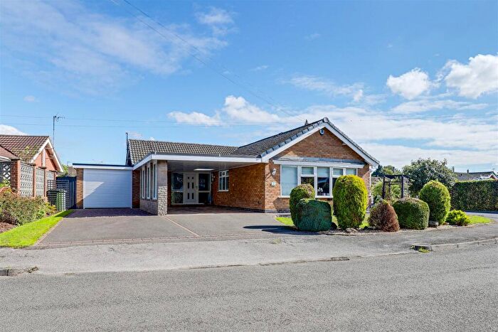 3 Bedroom Detached Bungalow For Sale In The Priors, Lowdham, Nottinghamshire, NG14