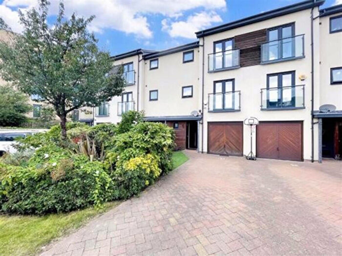 4 Bedroom Terraced House To Rent In Thirleby Road, Mill HIll, NW7