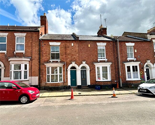 3 Bedroom Terraced House For Sale In Vernon Terrace, Northampton, Northamptonshire, NN1