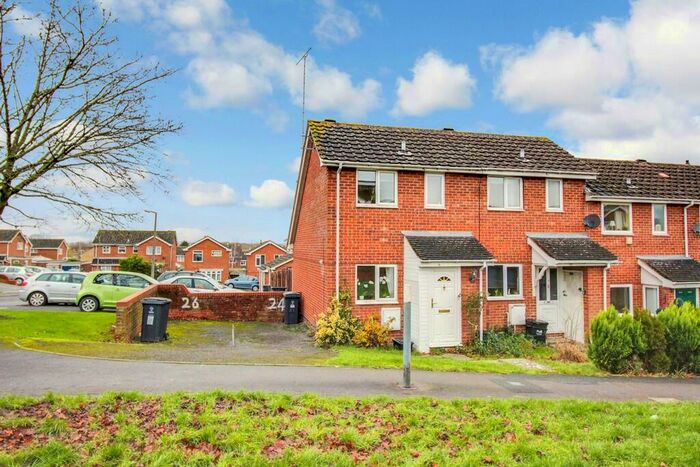 2 Bedroom End Of Terrace House To Rent In Winwick Road, Freshbrook, Swindon, SN5