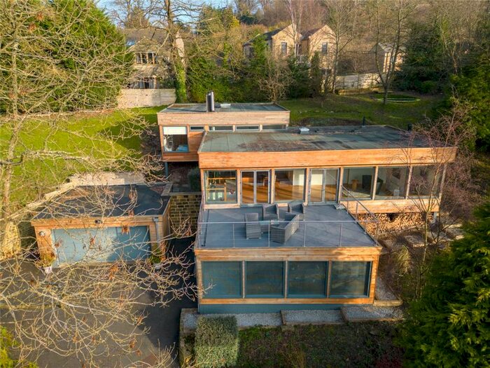 4 Bedroom Detached House For Sale In Penistone Road, Kirkburton, Huddersfield, West Yorkshire, HD8