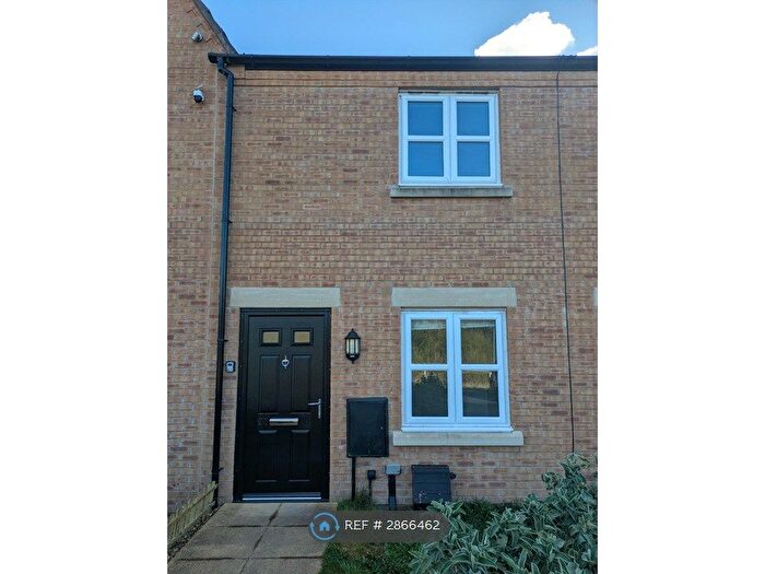 2 Bedroom Terraced House To Rent In Ambleside Close, Skelmersdale, WN8
