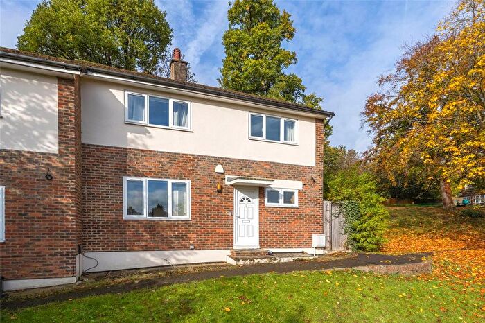 2 Bedroom Detached House For Sale In Auckland Rise, London, SE19