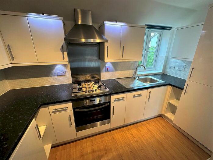 2 Bedroom Flat To Rent In Dodd Road, Watford, WD24