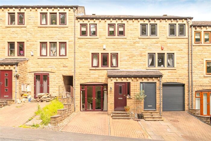 2 Bedroom Terraced House For Sale In Dean Brook Road, Netherthong, Holmfirth, HD9