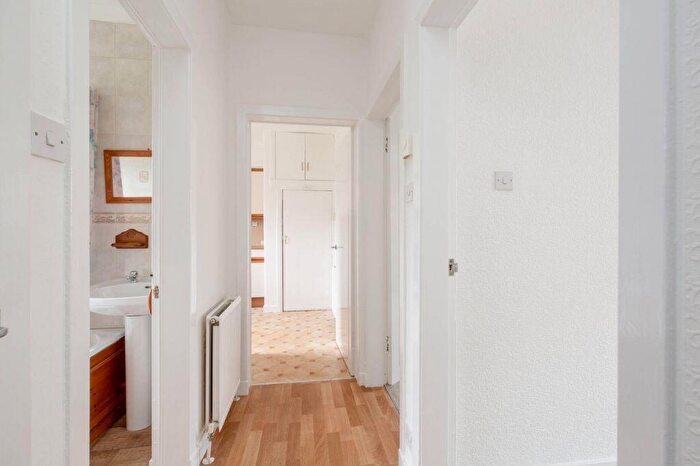 1 Bedroom Flat For Sale In / Clearburn Road, Prestonfield, Edinburgh, EH16