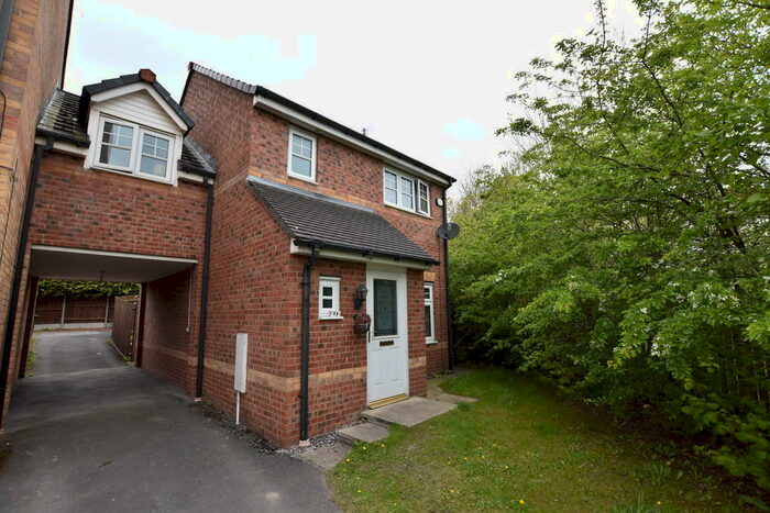 3 Bedroom Link Detached House To Rent In Roving Bridge Rise Clifton Manchester Greater Manchester, M27