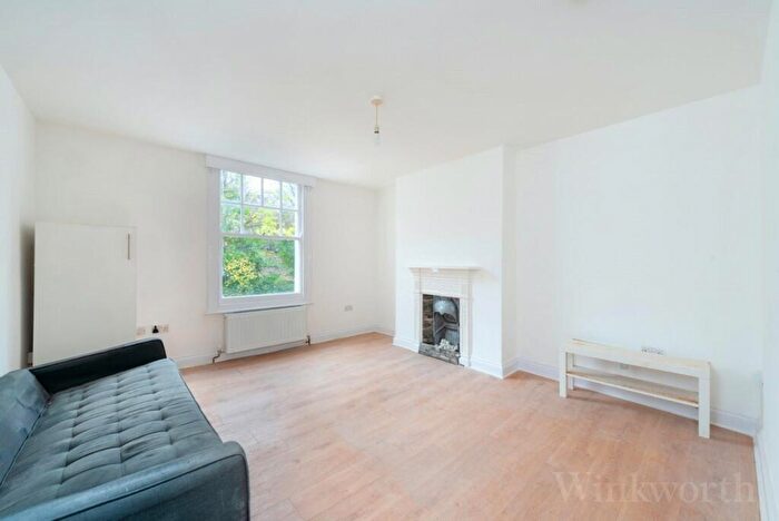2 Bedroom Apartment To Rent In London Road, London, SE23
