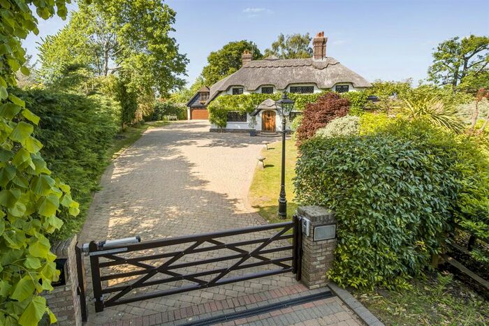 4 Bedroom Detached House For Sale In Wantley Corner, Mead Lane, Storrington, West Sussex, RH20