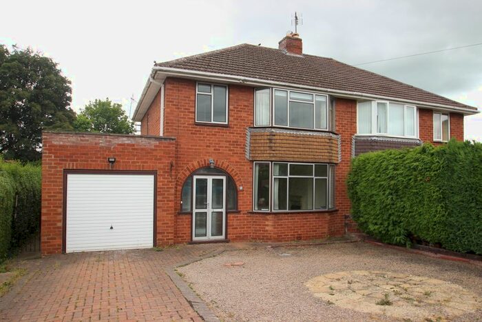 3 Bedroom Semi-Detached House To Rent In Seaton Avenue, Hereford, HR1