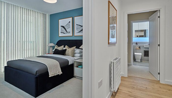 2 Bedroom Flat For Sale In "Claret Apartments _" At Cooks Road, Stratford, E15