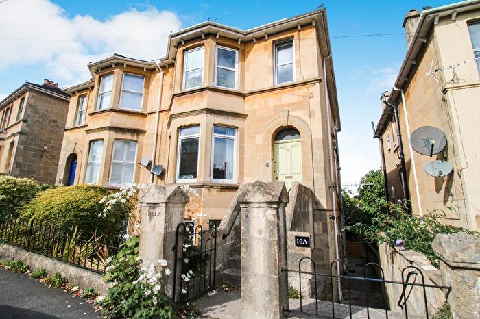 4 Bedroom Semi Detached House For Sale In Lower Oldfield Park, Oldfield, Bath, BA2