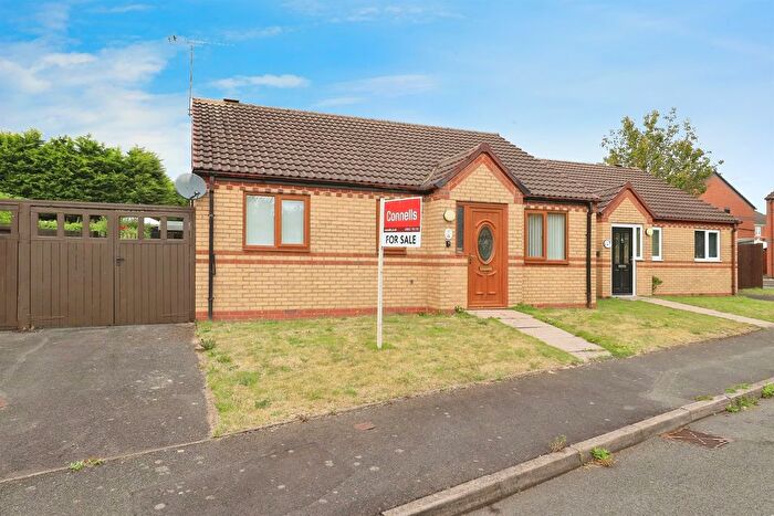 2 Bedroom Semi-Detached House For Sale In Lavender Close, Pendeford, Wolverhampton, WV9