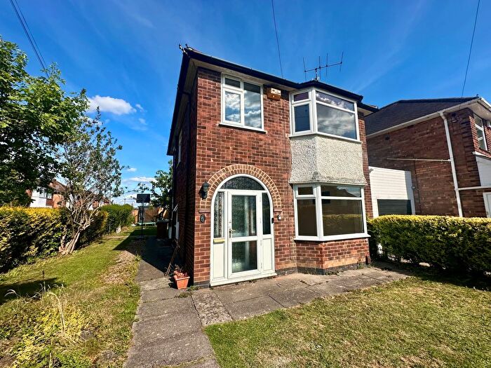 3 Bedroom Detached House To Rent In Brendon Road, Nottingham, NG8