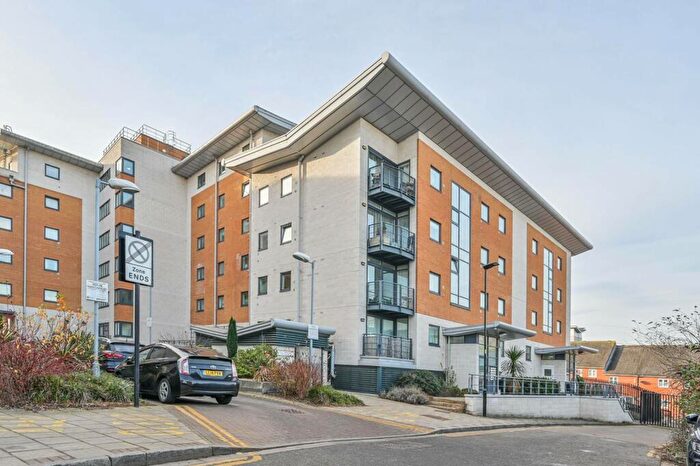 1 Bedroom Flat To Rent In Fishguard Way, Gallions Reach, London, E16