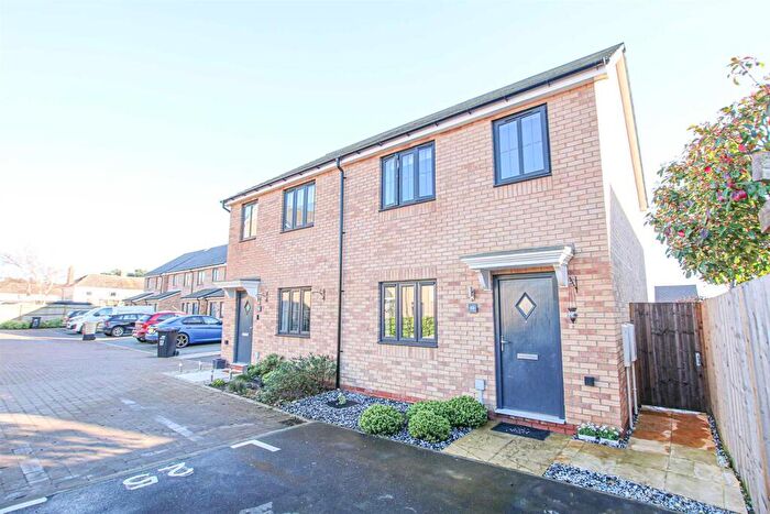 3 Bedroom Semi-Detached House For Sale In Fordham, CB7