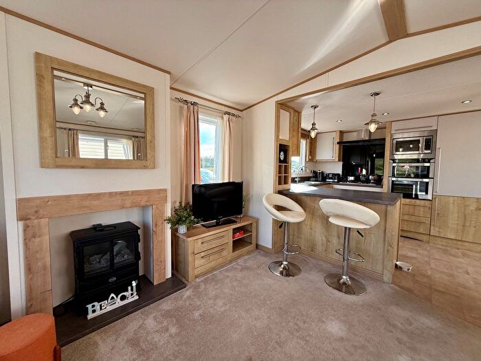 2 Bedroom Park Home For Sale In Par Sands Coastal Holiday Park, Par Beach Par, PL24