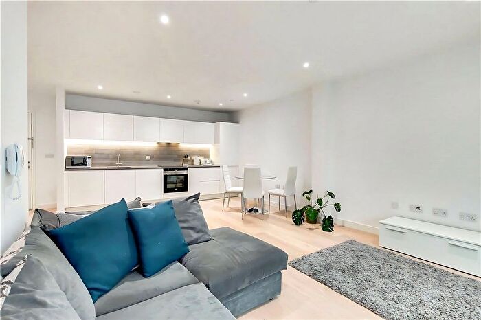 2 Bedroom Flat To Rent In Carrick House, Royal Wharf, Royal Crescent Avenue, London, E16