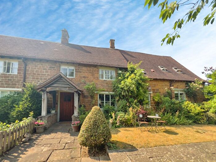 4 Bedroom Cottage For Sale In Main Street, Tysoe, Warwick, CV35