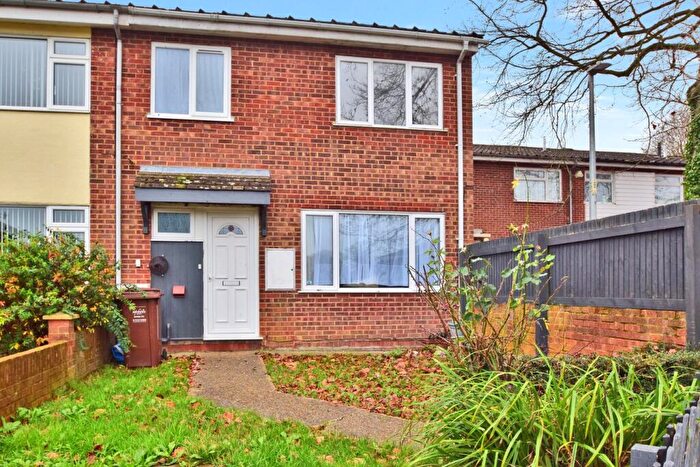 3 Bedroom End Of Terrace House For Sale In Avocet Walk, Lordswood, Chatham, ME5