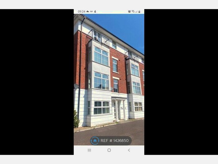 2 Bedroom Flat To Rent In Chancellor Court, Liverpool, L8