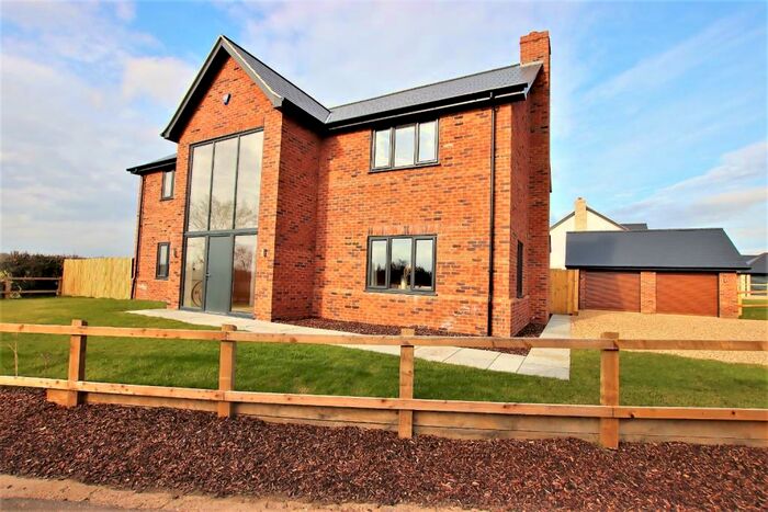 4 Bedroom Detached House For Sale In Albatross Road, Hockering, NR20