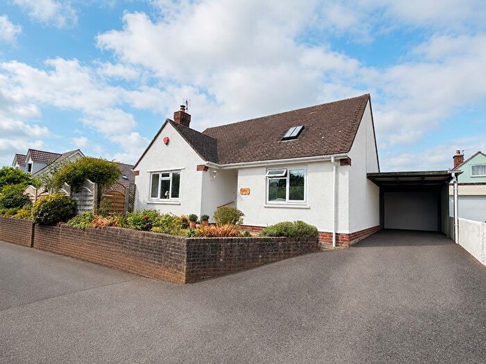 3 Bedroom Detached House For Sale In Wearne Lane, Langport, TA10