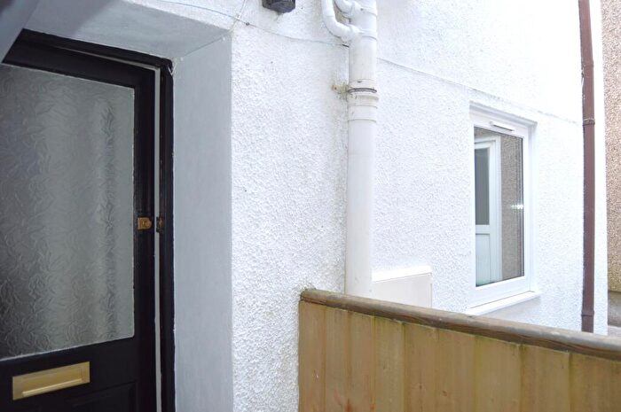 1 Bedroom Terraced House For Sale In Spilman Street, Carmarthen, SA31